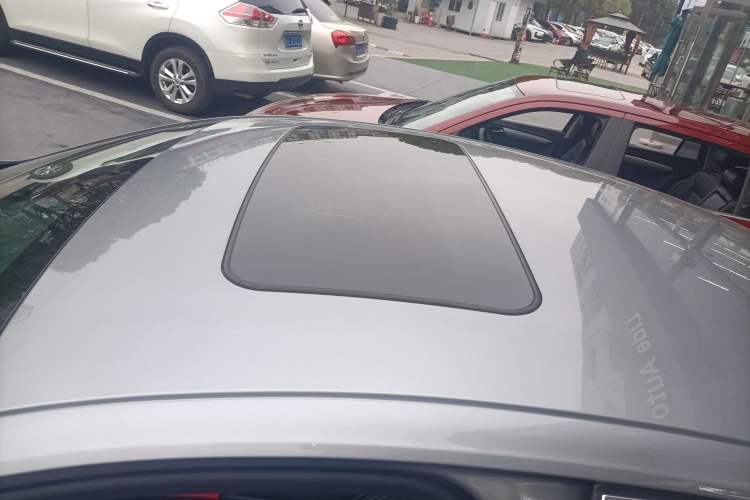Used Buick Regal 2024 25T Deluxe Edition Roof