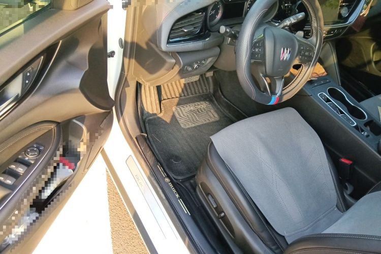 Used Buick Regal 2024 25T Deluxe Edition Driver Seat