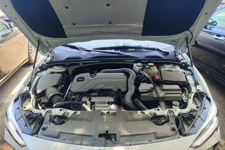 Used Buick Regal 2024 Revised 25T Ultra-Comfort Edition Engine Bay