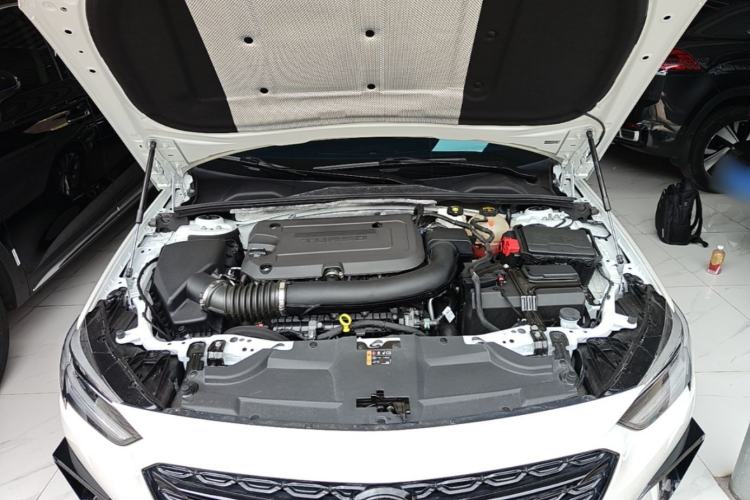Used Buick Regal 2024 28T Luxury Edition Engine Bay