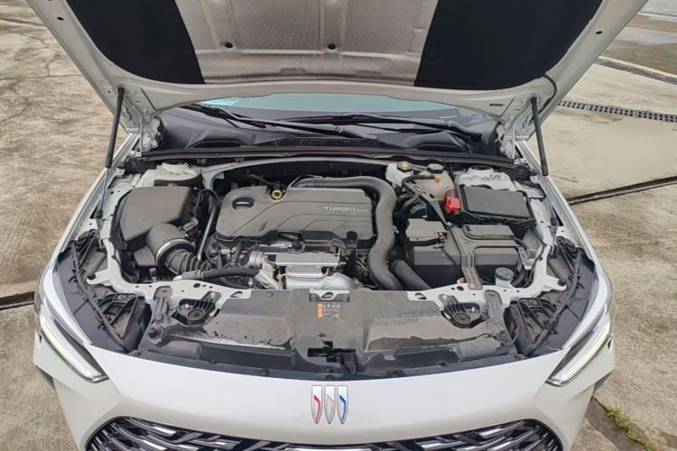 Used Buick Regal 2024 Revised 25T Ultra-Comfort Edition Engine Bay