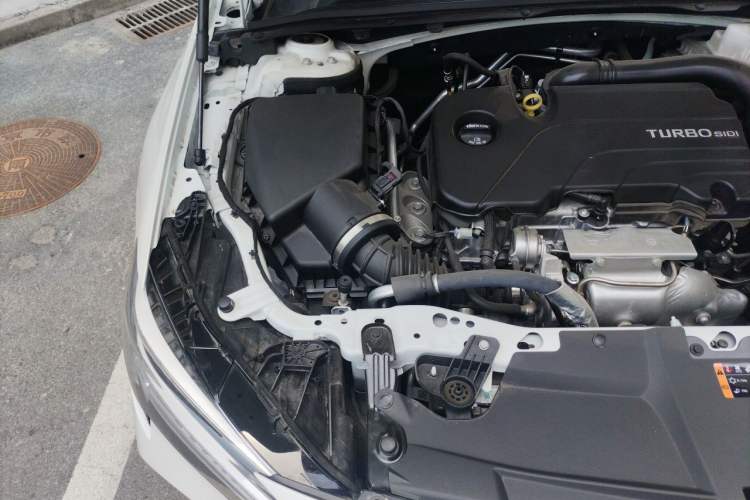 Used Buick Regal 2024 Revised 25T Ultra-Comfort Edition Engine Bay Right