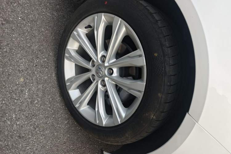 Used Buick Regal 2024 28T Luxury Edition Exterior 1