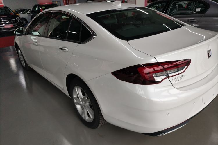 Used Buick Regal 2024 25T Deluxe Edition Exterior 2