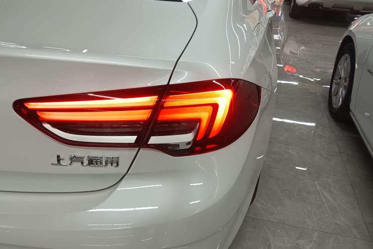 Used Buick Regal 2024 25T Deluxe Edition Exterior 3