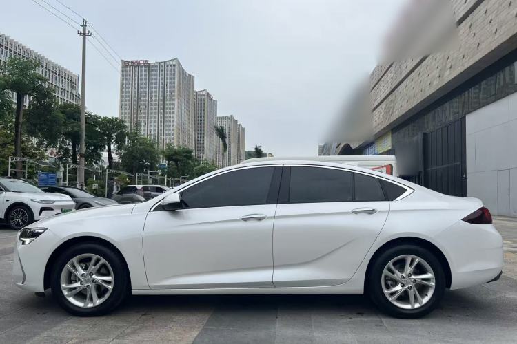 Used Buick Regal 2024 25T Deluxe Edition Exterior 4
