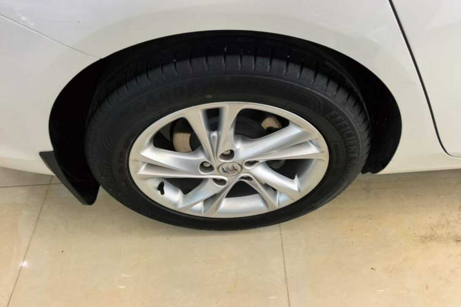 Used Buick Regal 2024 25T Deluxe Edition Exterior 5