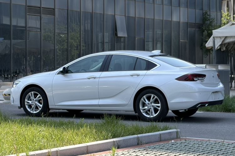 Used Buick Regal 2024 Revised 25T Ultra-Comfort Edition Exterior 5