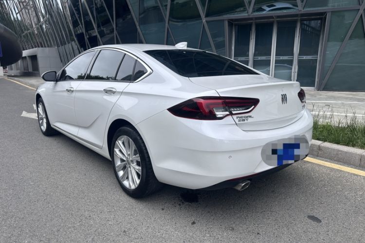 Used Buick Regal 2024 28T Luxury Edition Exterior 7