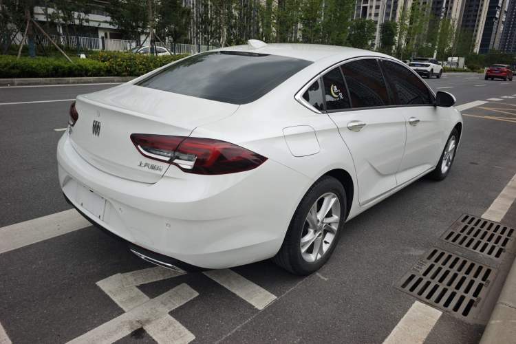 Used Buick Regal 2024 25T Deluxe Edition Exterior 8