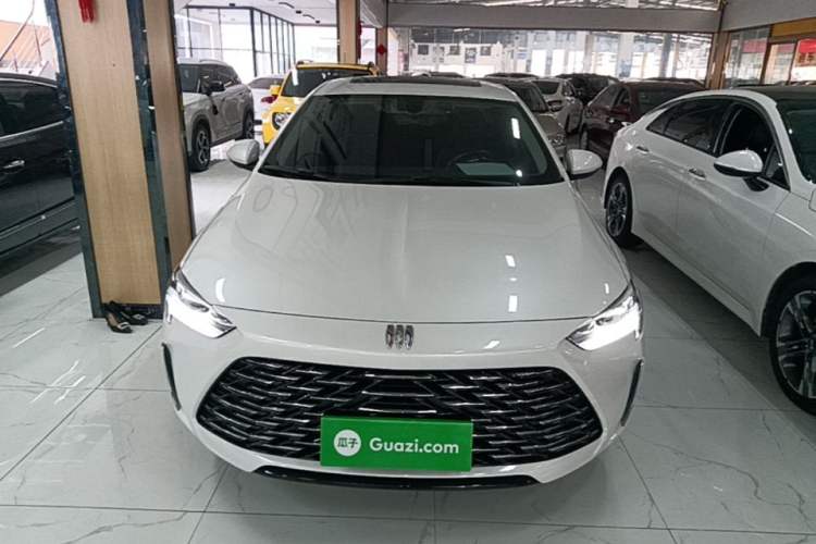 Used Buick Regal 2024 25T Deluxe Edition Front