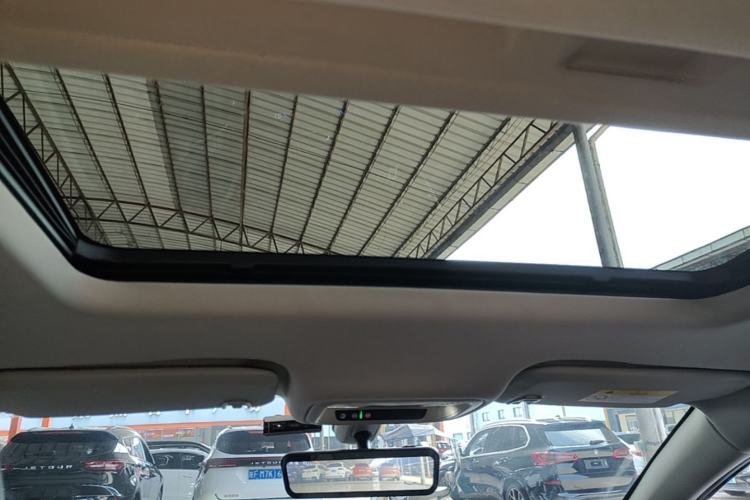 Used Buick Regal 2024 25T Deluxe Edition Headliner
