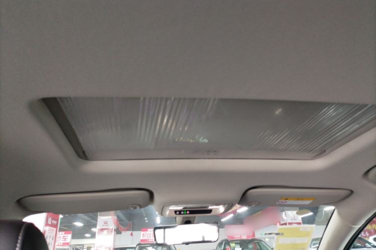 Used Buick Regal 2024 25T Deluxe Edition Headliner
