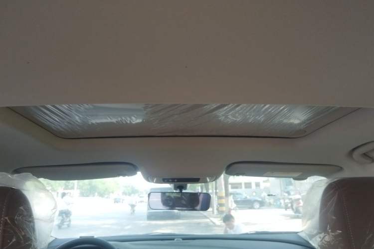 Used Buick Regal 2024 28T Luxury Edition Headliner