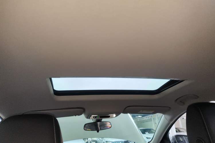 Used Buick Regal 2024 Revised 25T Ultra-Comfort Edition Headliner