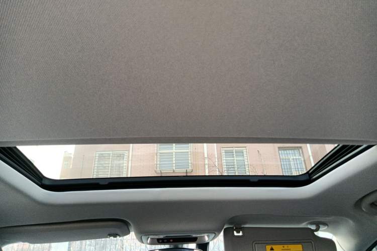 Used Buick Regal 2024 Revised 25T Ultra-Comfort Edition Headliner