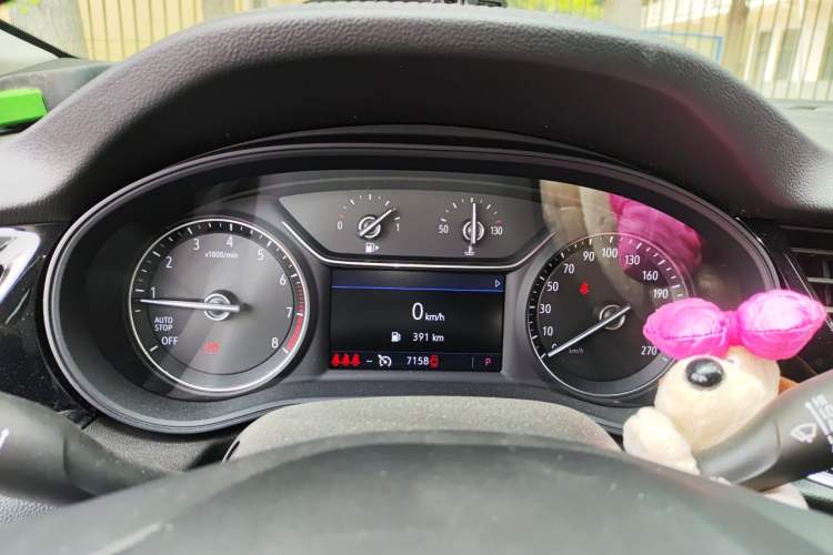 Used Buick Regal 2024 25T Deluxe Edition Instrument Cluster