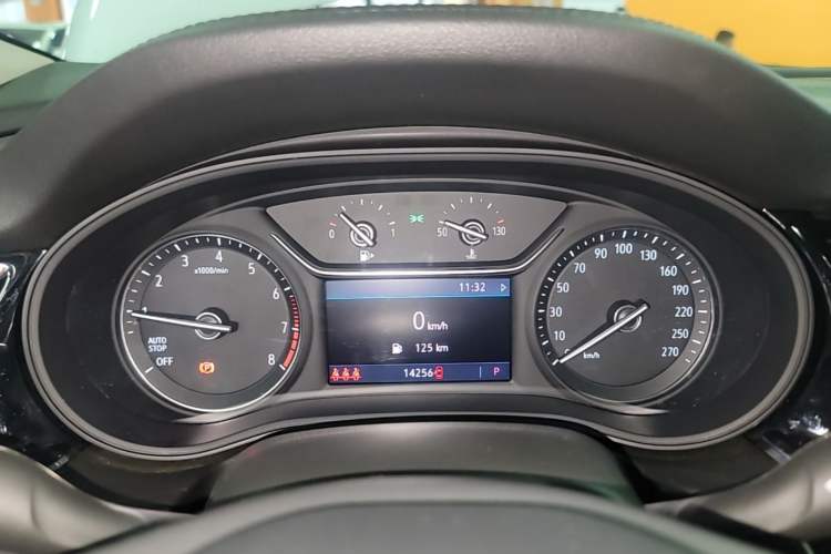 Used Buick Regal 2024 25T Deluxe Edition Instrument Cluster