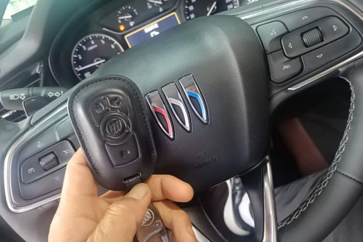 Used Buick Regal 2024 25T Deluxe Edition Interior 1