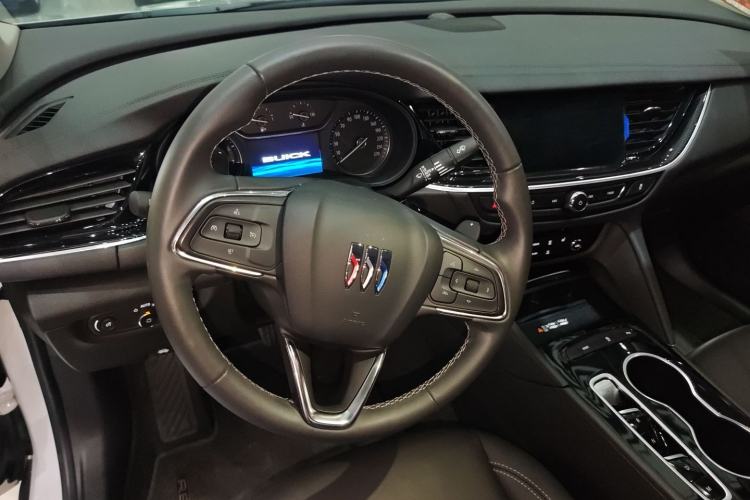 Used Buick Regal 2024 25T Deluxe Edition Interior 2