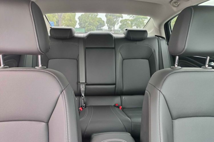 Used Buick Regal 2024 28T Luxury Edition Interior 2