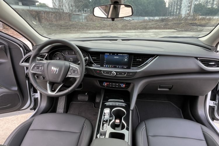 Used Buick Regal 2024 Revised 25T Ultra-Comfort Edition Interior 3