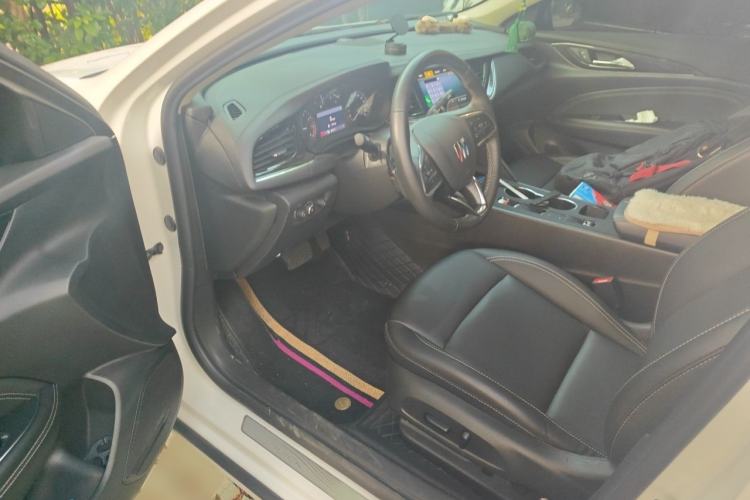 Used Buick Regal 2024 25T Deluxe Edition Interior 3