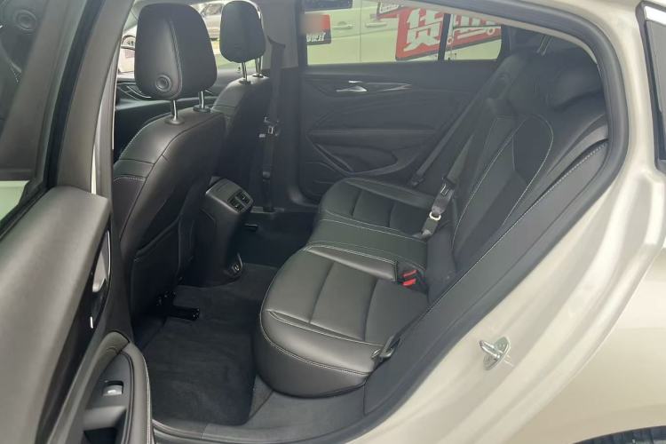 Used Buick Regal 2024 25T Deluxe Edition Interior 5