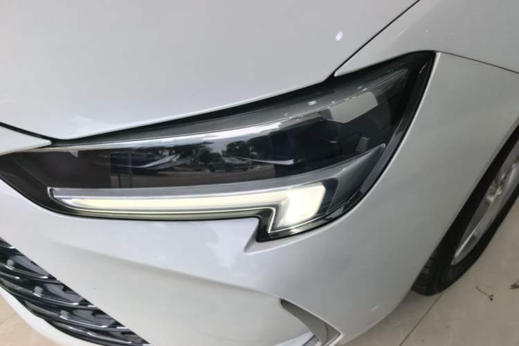 Used Buick Regal 2024 25T Deluxe Edition Left Front Headlight