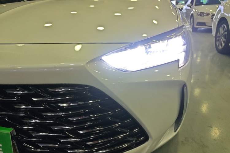 Used Buick Regal 2024 Revised 25T Ultra-Comfort Edition Left Front Headlight