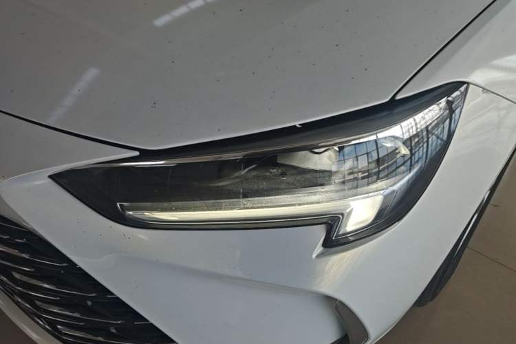 Used Buick Regal 2024 25T Deluxe Edition Left Front Headlight