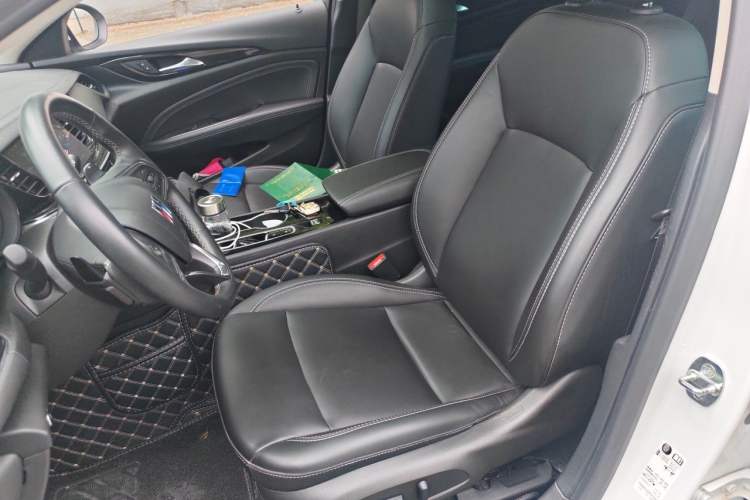 Used Buick Regal 2024 25T Deluxe Edition Left Front Seat