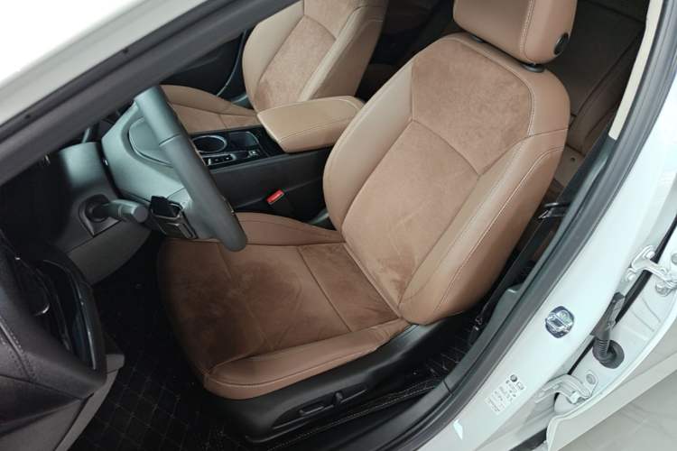 Used Buick Regal 2024 28T Luxury Edition Left Front Seat