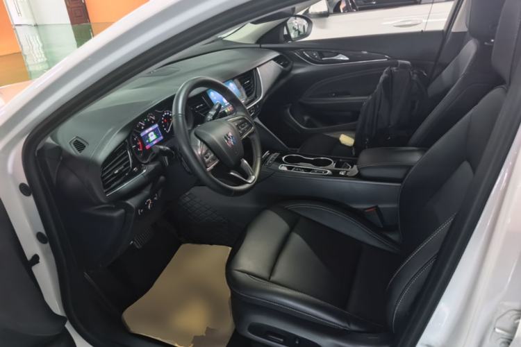 Used Buick Regal 2024 25T Deluxe Edition Left Front Seat
