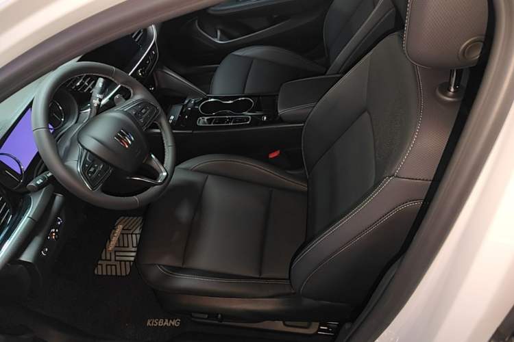 Used Buick Regal 2024 28T Luxury Edition Left Front Seat