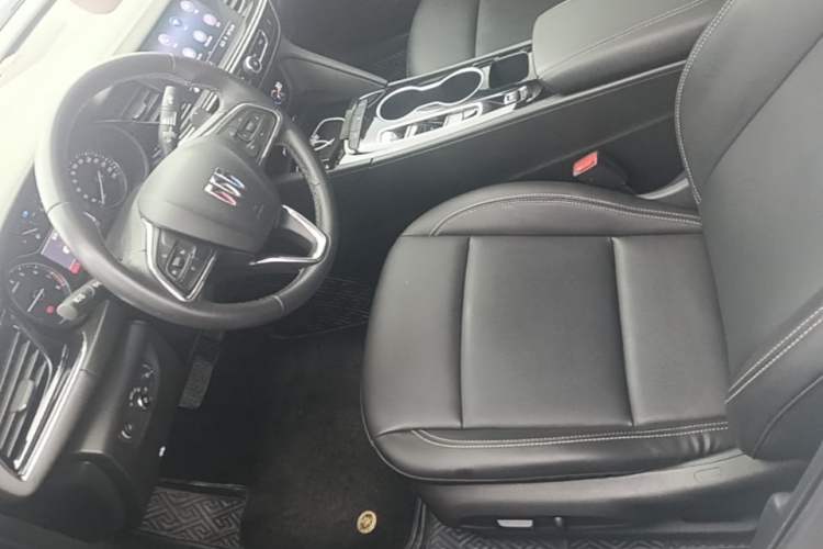 Used Buick Regal 2024 25T Deluxe Edition Left Front Seat