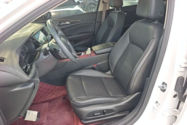 Used Buick Regal 2024 25T Deluxe Edition Left Front Seat