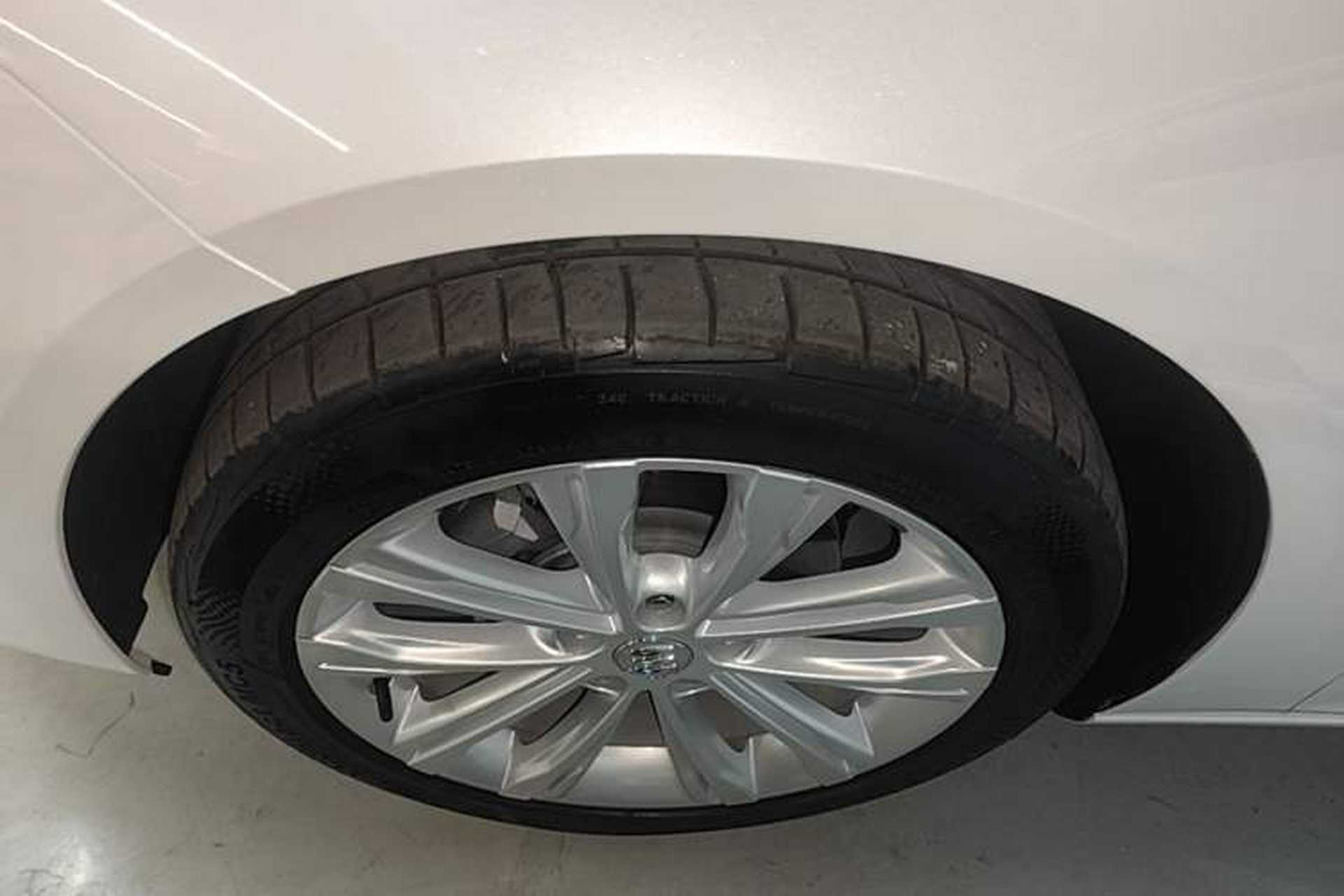 Used Buick Regal 2024 28T Luxury Edition Left Front Wheel Hub