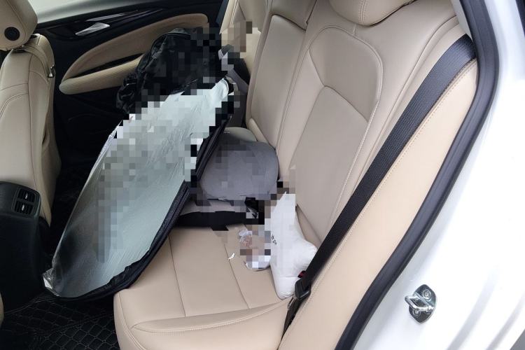 Used Buick Regal 2024 25T Deluxe Edition Left Rear Seat