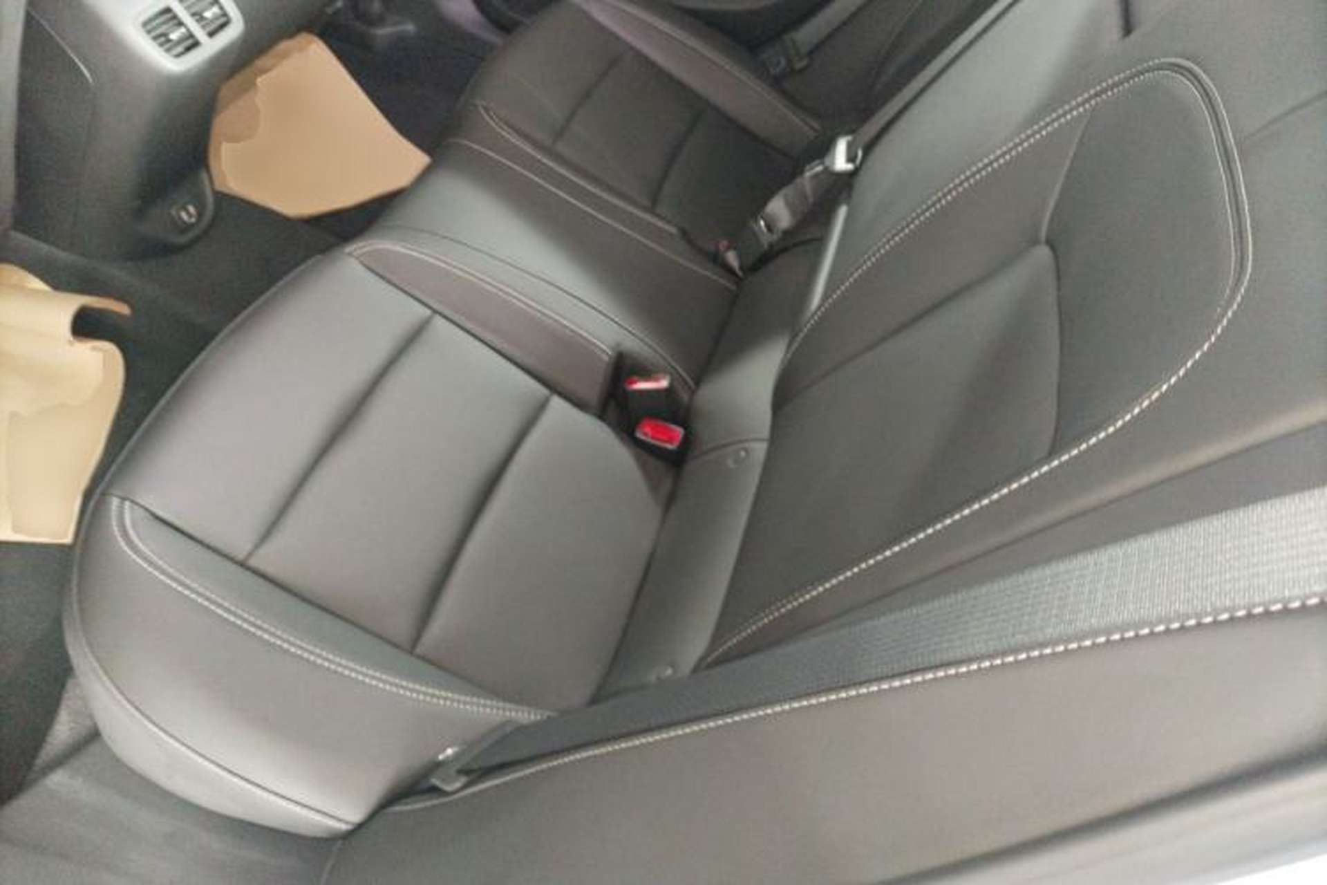 Used Buick Regal 2024 25T Deluxe Edition Left Rear Seat