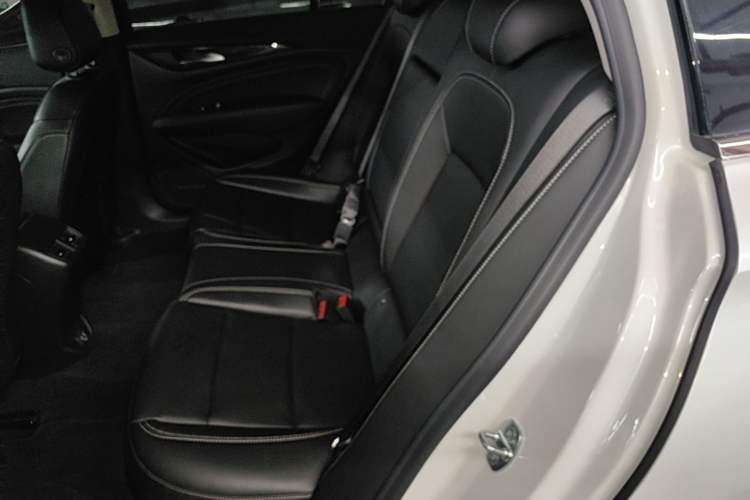 Used Buick Regal 2024 25T Deluxe Edition Left Rear Seat