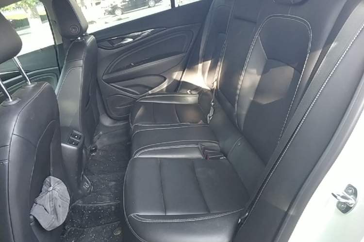 Used Buick Regal 2024 25T Deluxe Edition Left Rear Seat