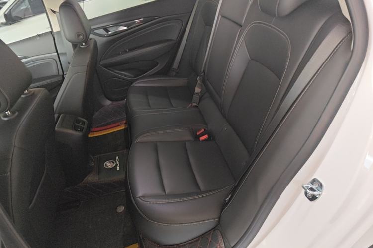 Used Buick Regal 2024 25T Deluxe Edition Left Rear Seat