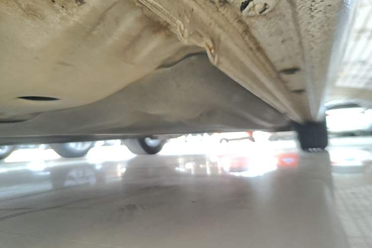 Used Buick Regal 2024 25T Deluxe Edition Left Side Sill