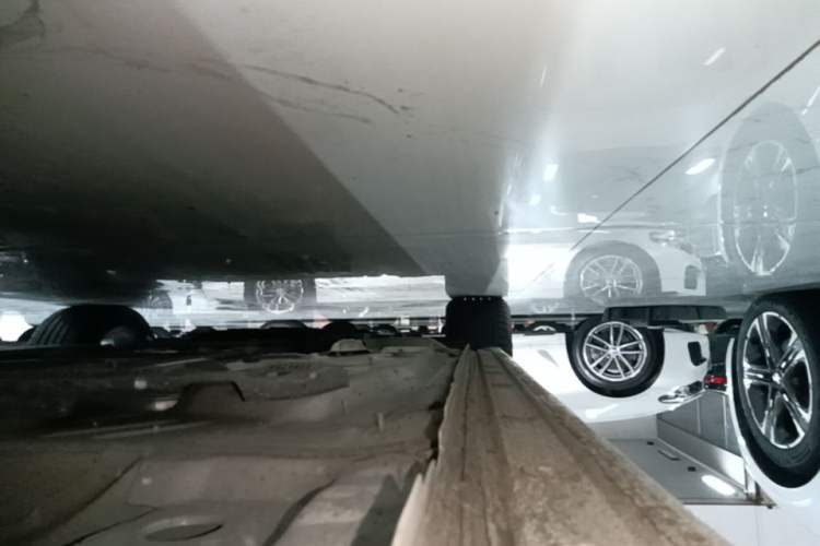 Used Buick Regal 2024 25T Deluxe Edition Left Side Sill