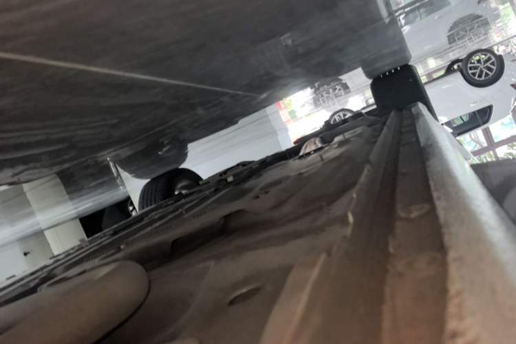 Used Buick Regal 2024 25T Deluxe Edition Left Side Sill