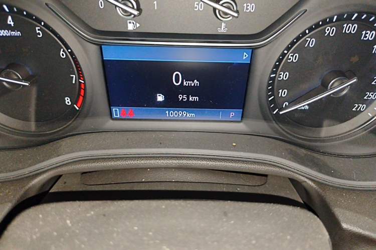 Used Buick Regal 2024 Revised 25T Ultra-Comfort Edition Odometer Close Up