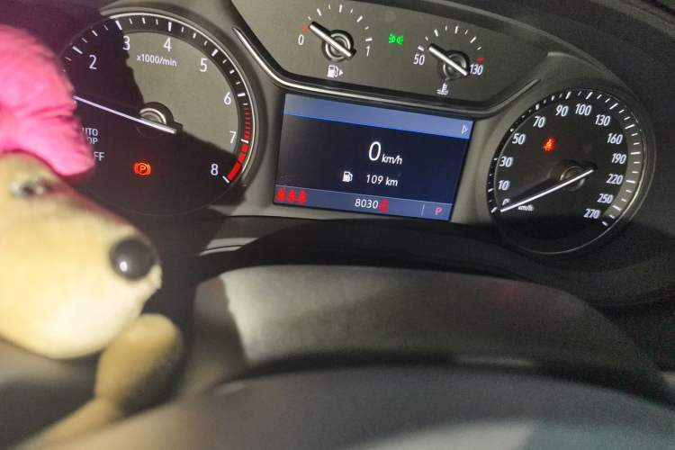 Used Buick Regal 2024 Revised 25T Ultra-Comfort Edition Odometer Close Up