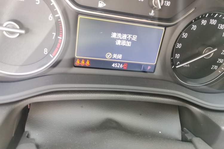 Used Buick Regal 2024 25T Deluxe Edition Odometer Close Up