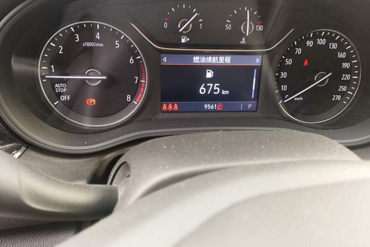 Used Buick Regal 2024 Revised 25T Ultra-Comfort Edition Odometer Close Up